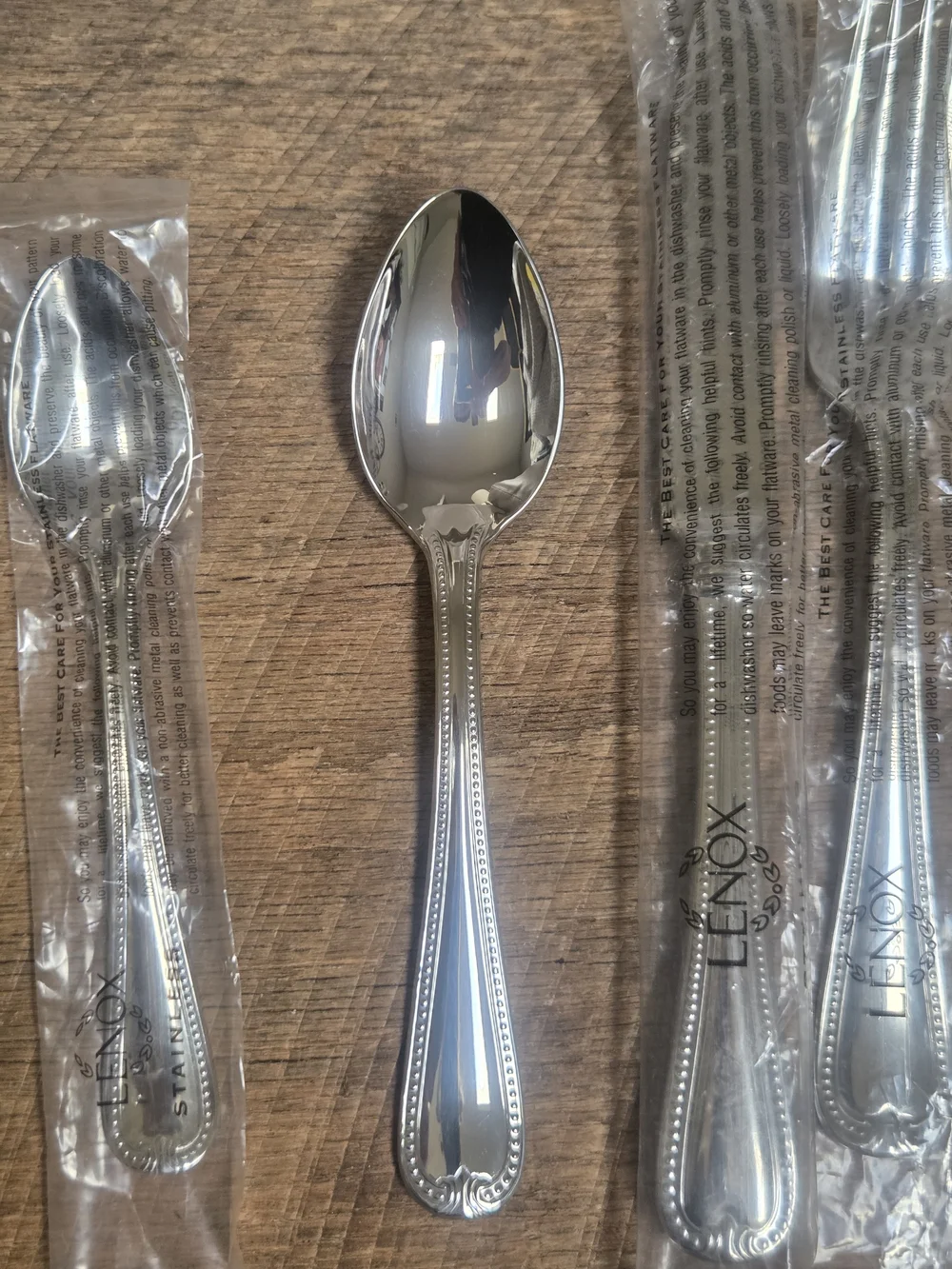*NEW* LENOX Vintage Jewel Stainless Steel Flatware ~ Full Service for 8 ~ 40 Pcs
